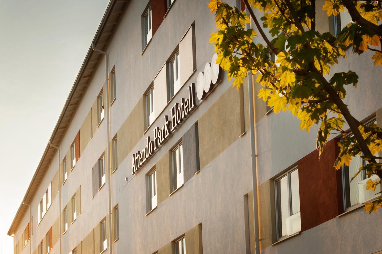 Attendo Park Hotell Huddinge Exterior photo