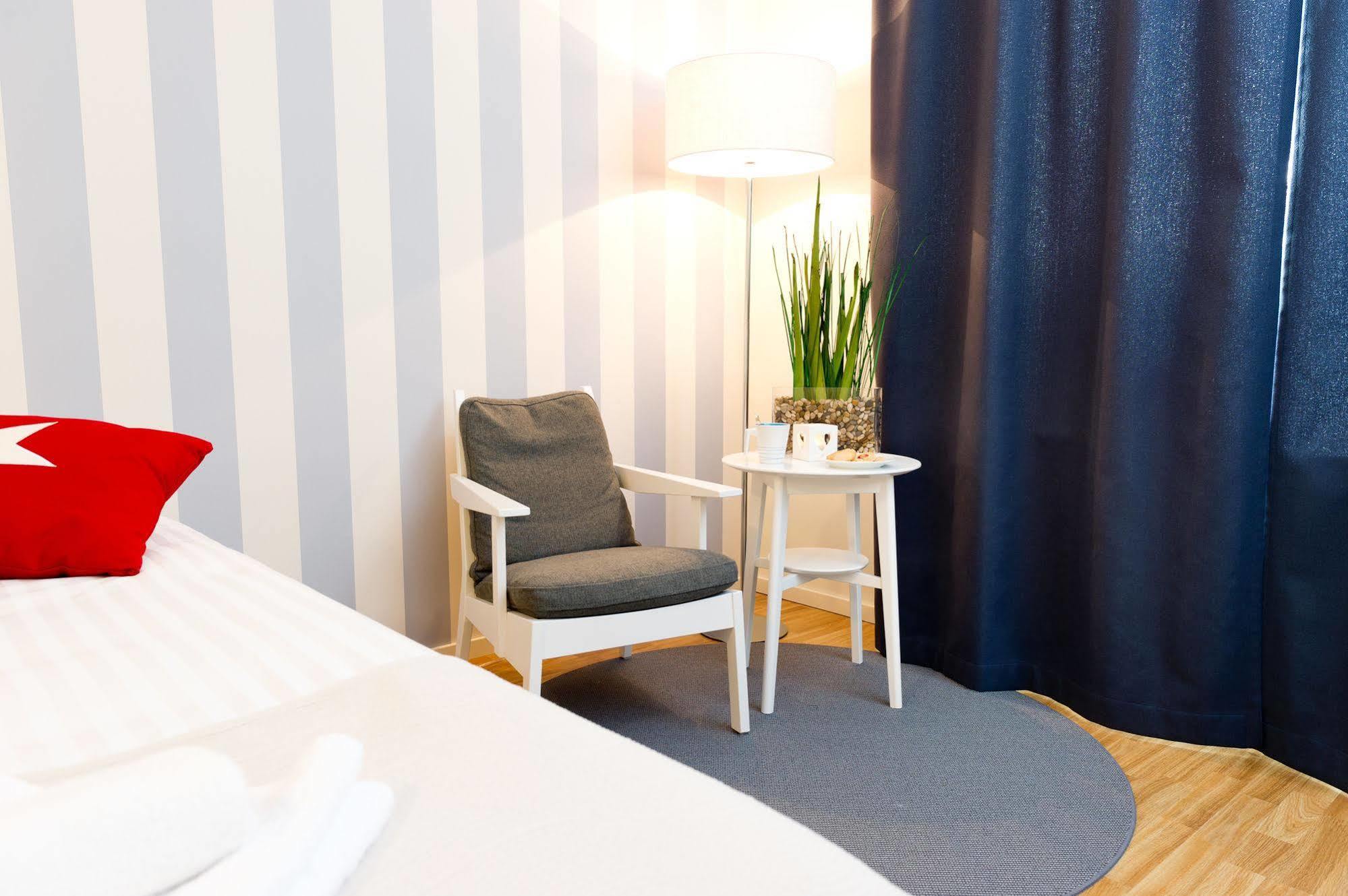 Attendo Park Hotell Huddinge Exterior photo