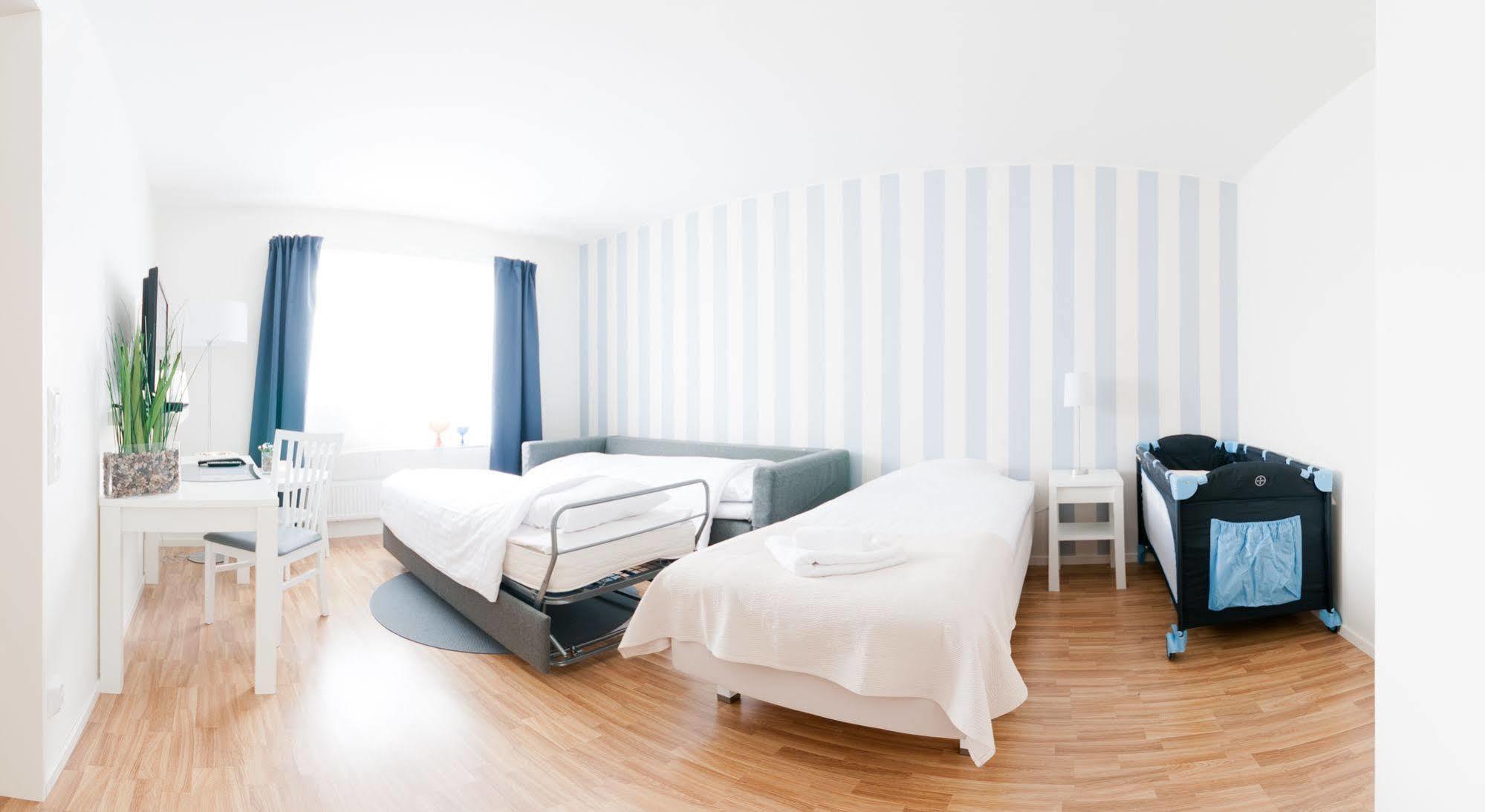 Attendo Park Hotell Huddinge Exterior photo